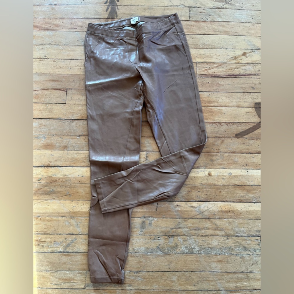 Wilfred Aritzia faux leather vegan leggings